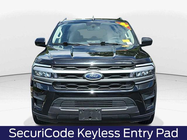 used 2024 Ford Expedition car, priced at $40,128