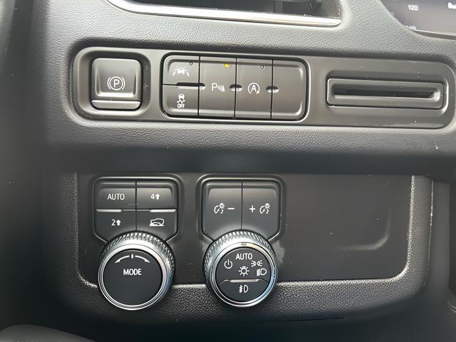 used 2023 GMC Yukon car, priced at $50,999