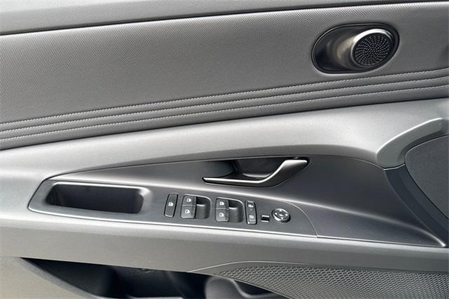 new 2025 Hyundai ELANTRA HEV car, priced at $23,085