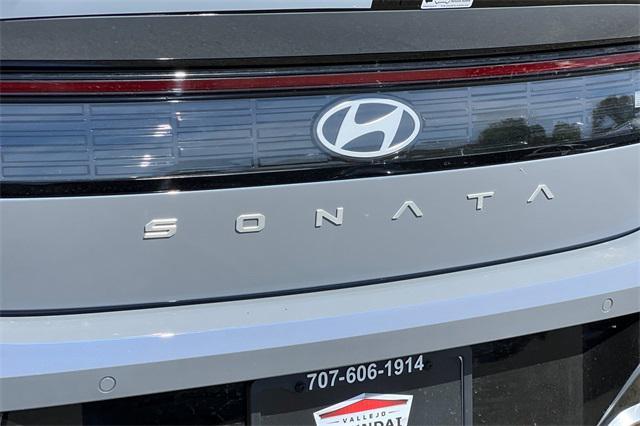 new 2025 Hyundai Sonata Hybrid car, priced at $34,060