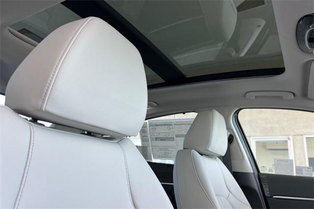new 2025 Hyundai Sonata Hybrid car, priced at $34,060
