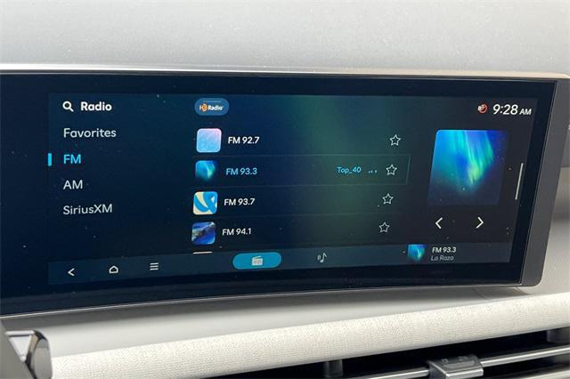 new 2025 Hyundai TUCSON Hybrid car, priced at $35,005