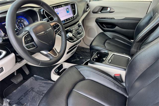 used 2024 Chrysler Pacifica car, priced at $26,690