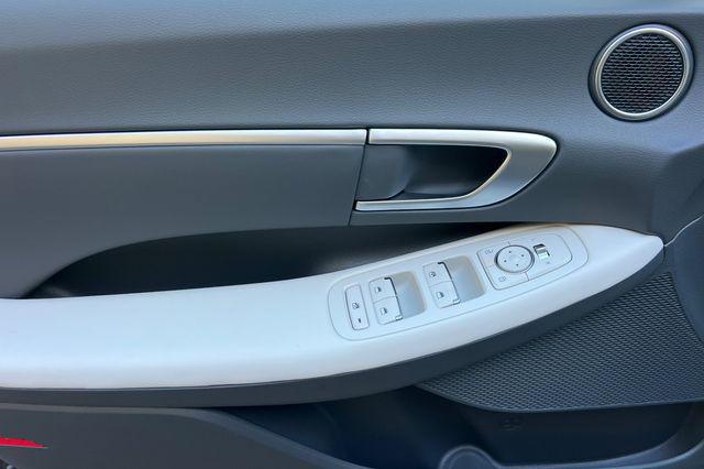 new 2026 Hyundai Sonata Hybrid car, priced at $27,750