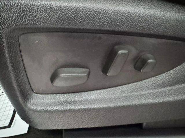 used 2016 GMC Yukon car, priced at $25,995