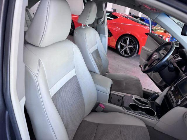 used 2014 Toyota Camry Hybrid car, priced at $12,995