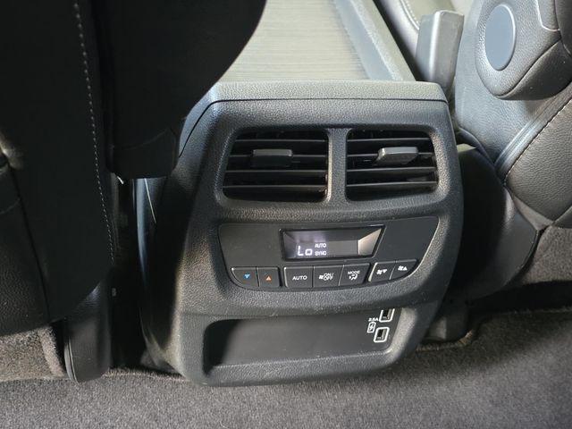 used 2022 Honda Pilot car, priced at $25,900