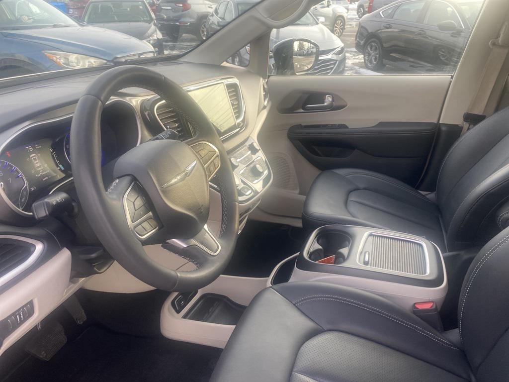 used 2024 Chrysler Pacifica car, priced at $25,990
