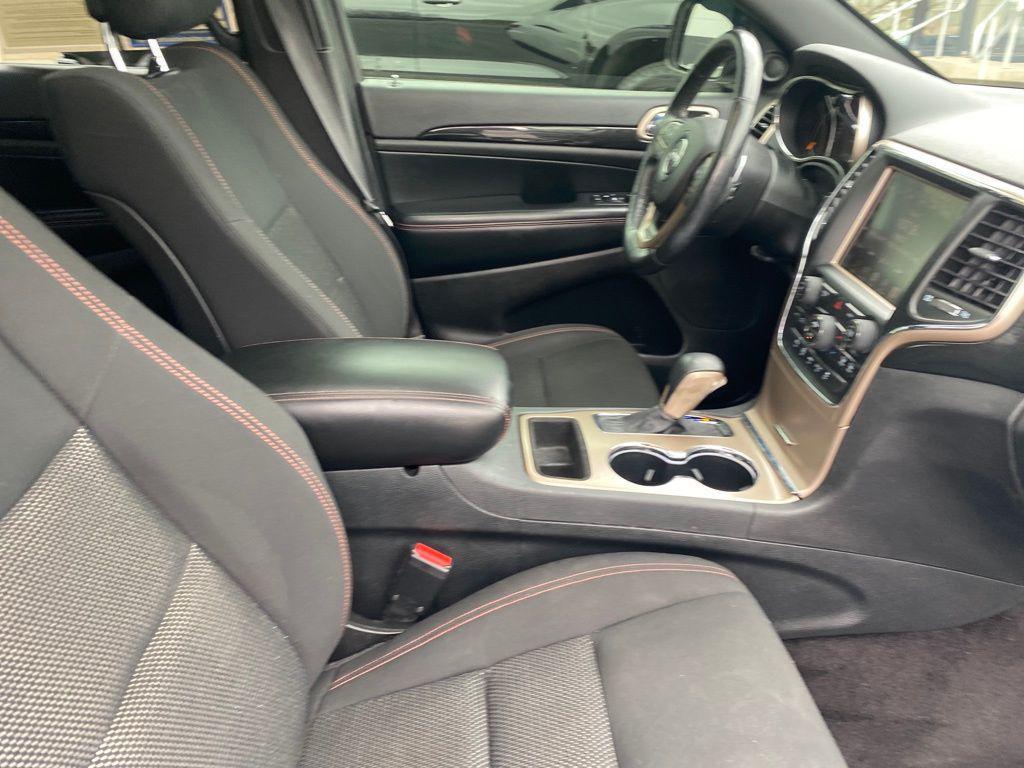used 2016 Jeep Grand Cherokee car, priced at $13,999
