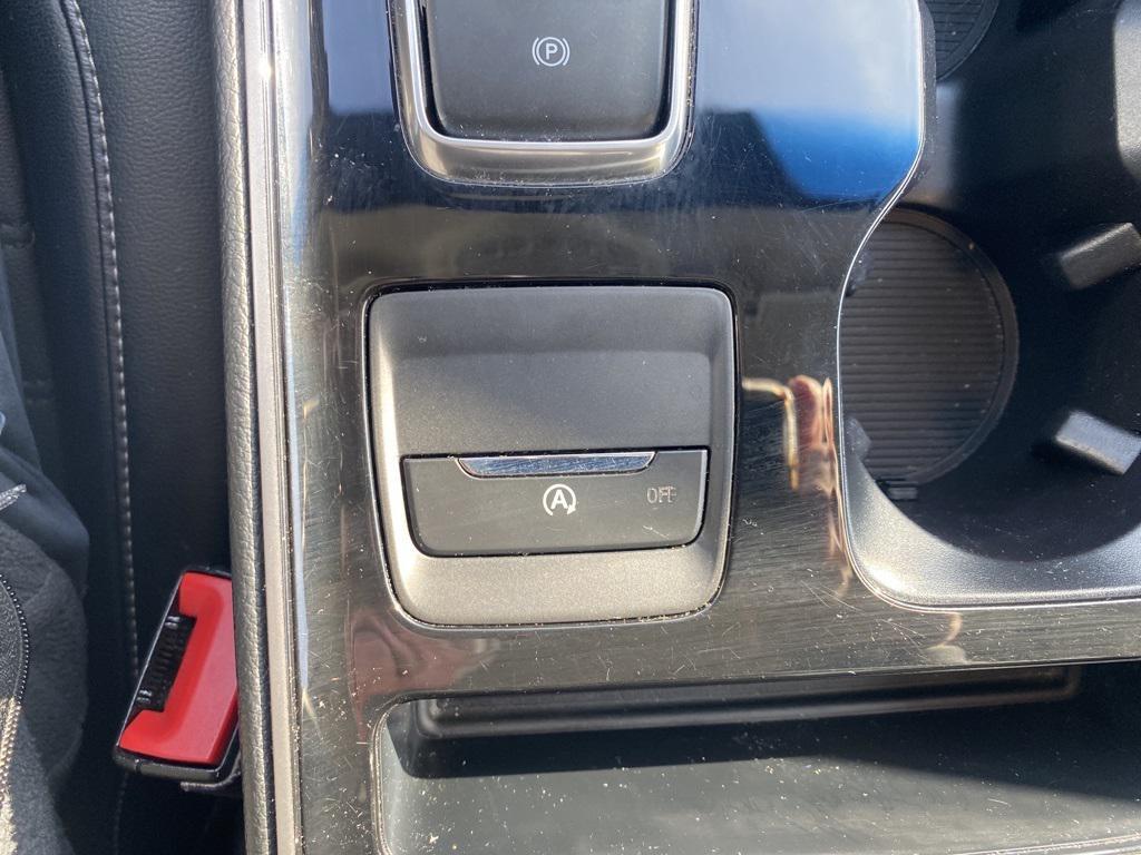 used 2019 Ford Edge car, priced at $14,198