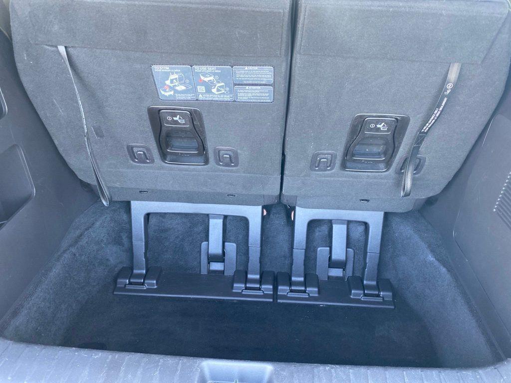 used 2025 Kia Carnival car, priced at $33,355