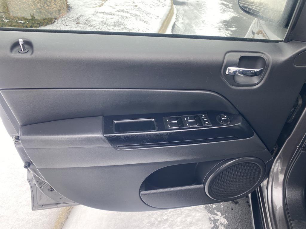 used 2016 Jeep Compass car, priced at $8,999