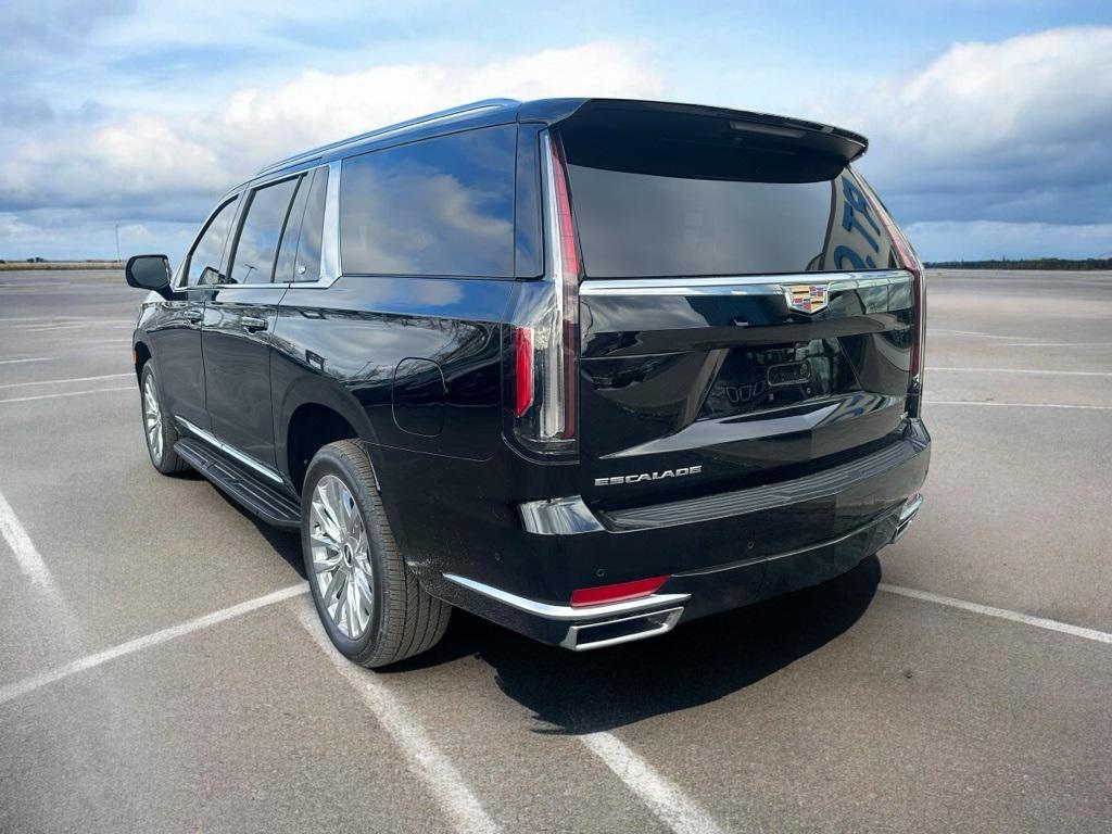 used 2024 Cadillac Escalade ESV car, priced at $87,399