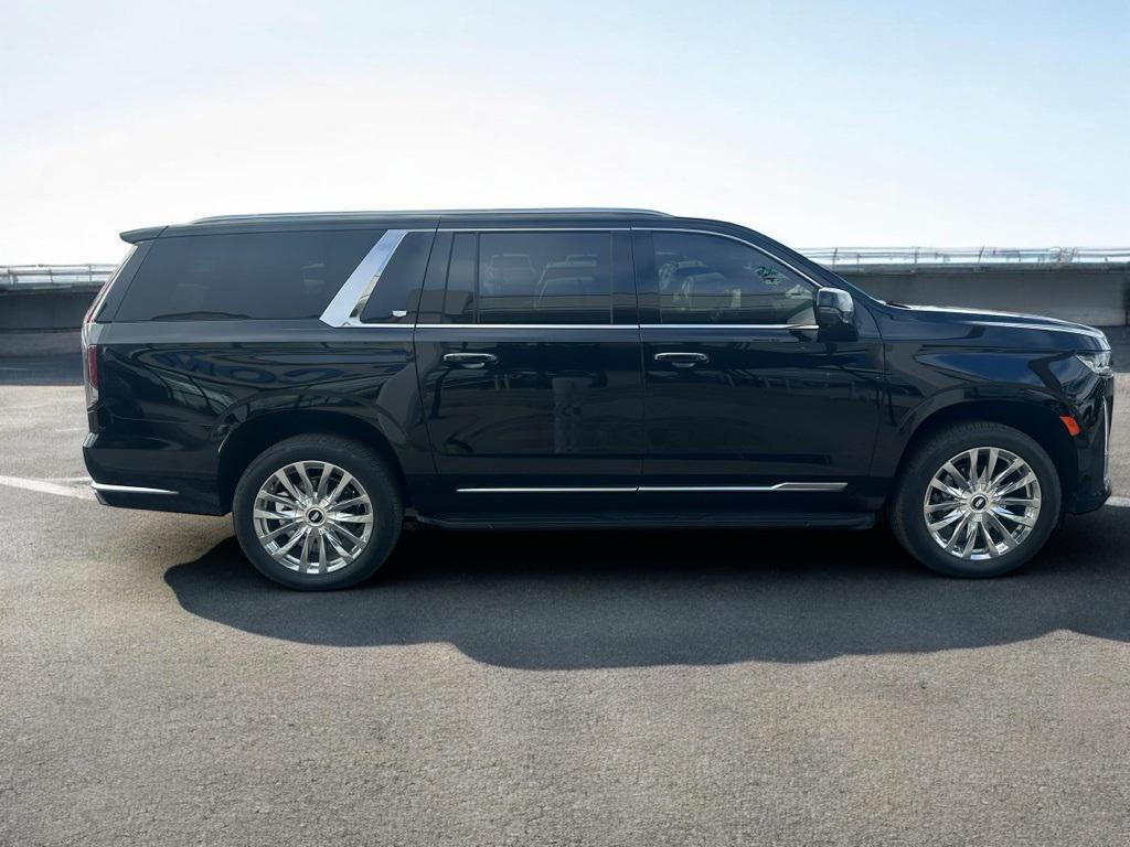 used 2024 Cadillac Escalade ESV car, priced at $87,399