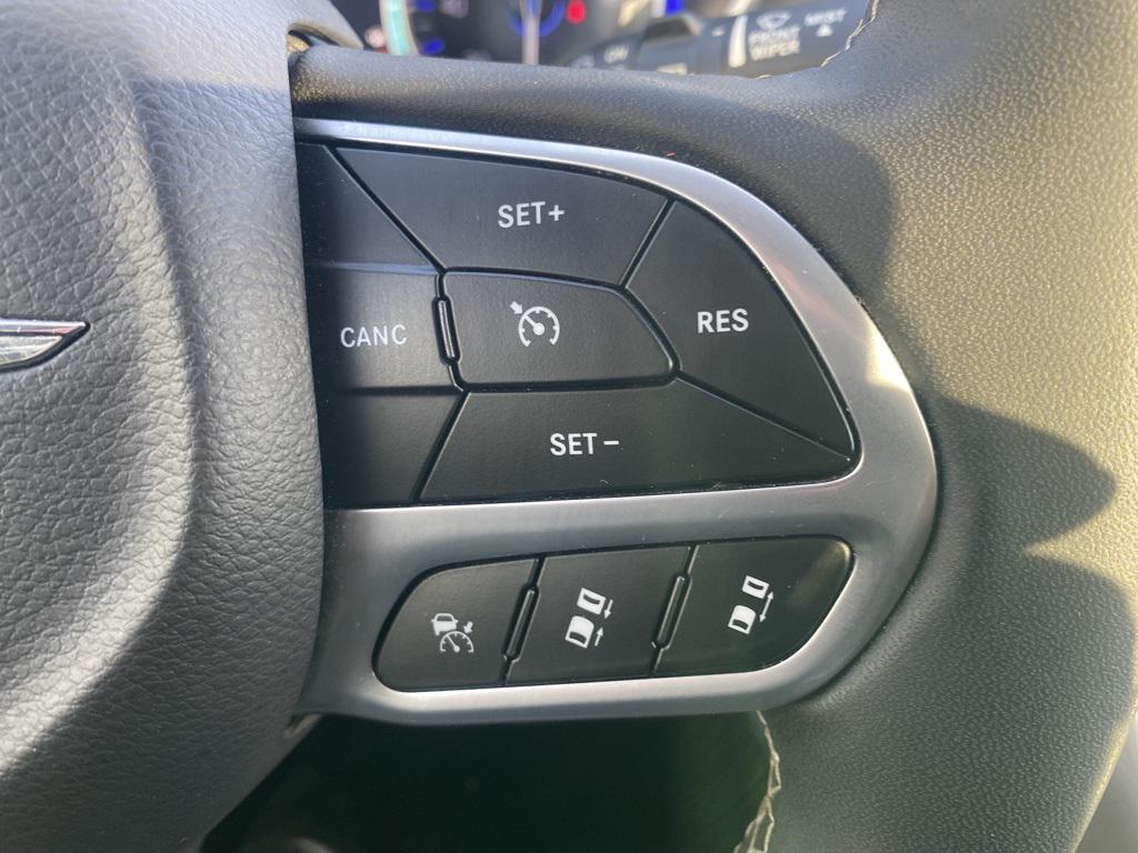 used 2023 Chrysler Pacifica car, priced at $24,483