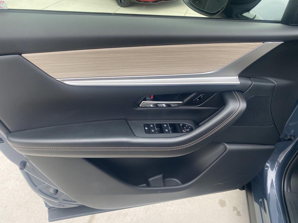 new 2026 Mazda CX-70 car, priced at $42,875