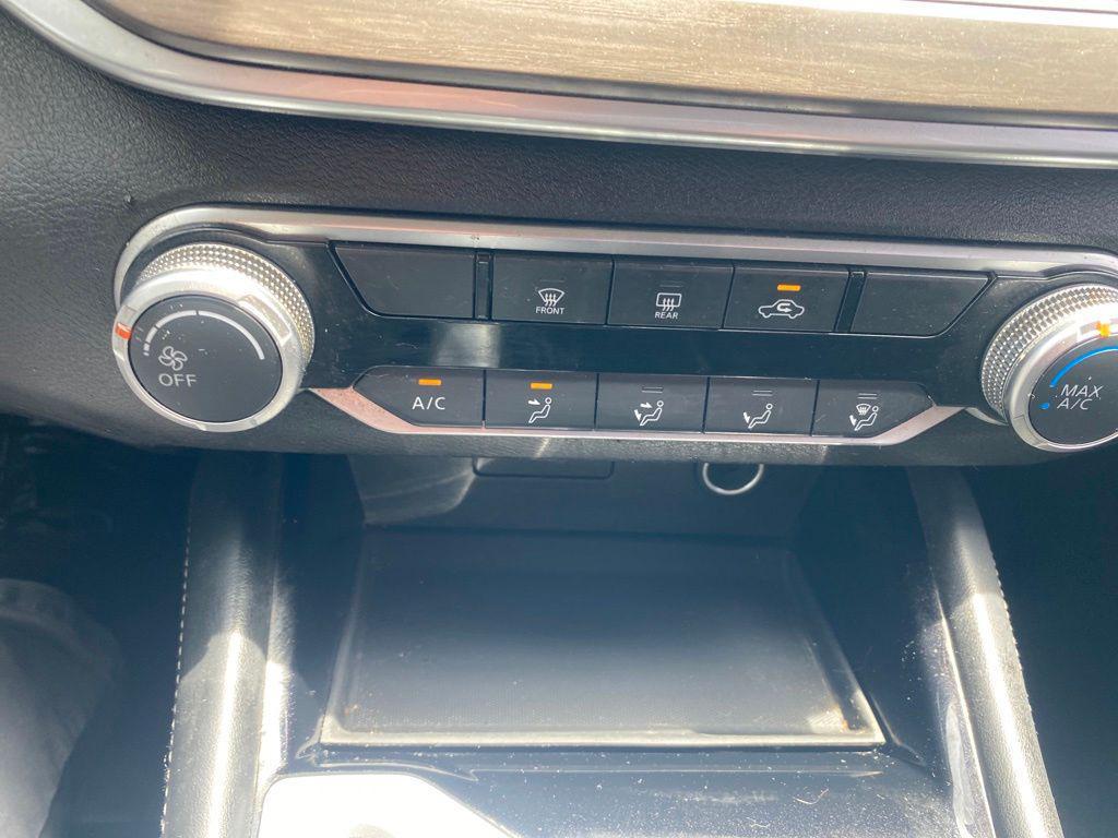used 2023 Nissan Altima car, priced at $22,075