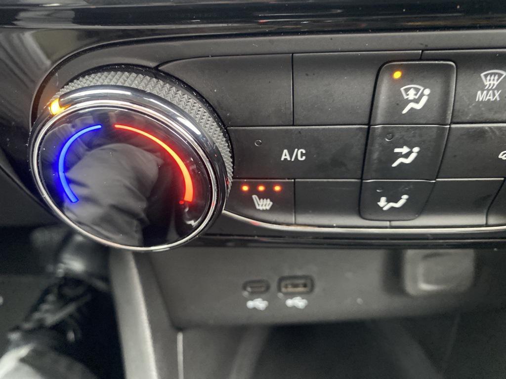 used 2024 Buick Encore GX car, priced at $20,613