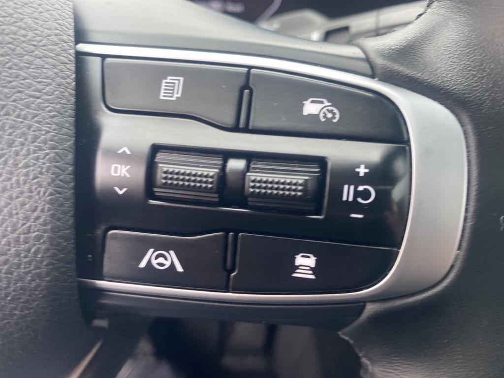 used 2025 Kia K5 car, priced at $24,899