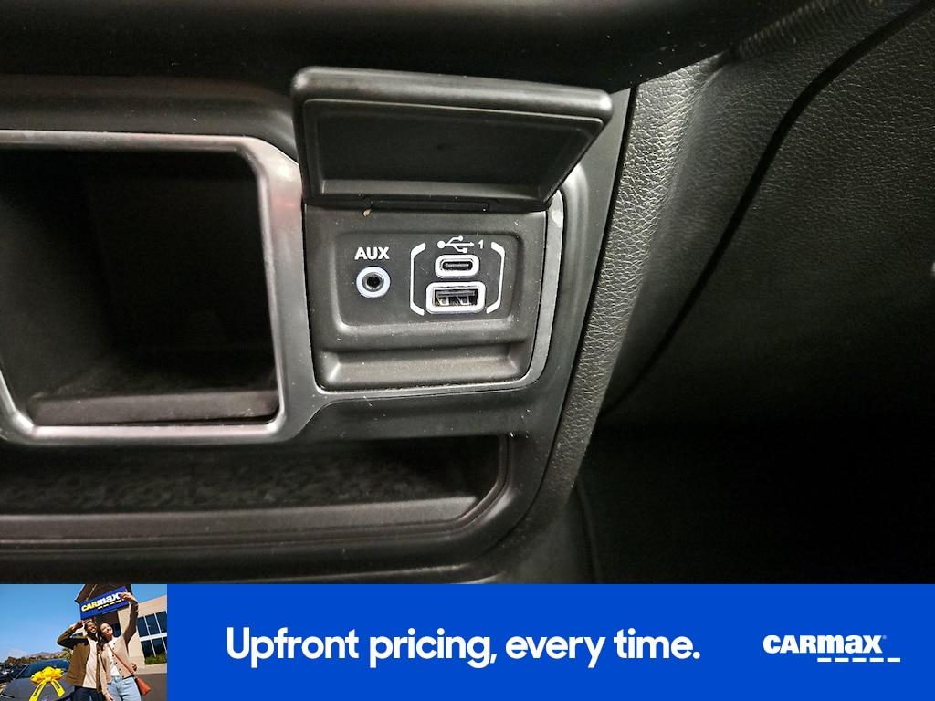 used 2021 Jeep Gladiator car, priced at $27,998