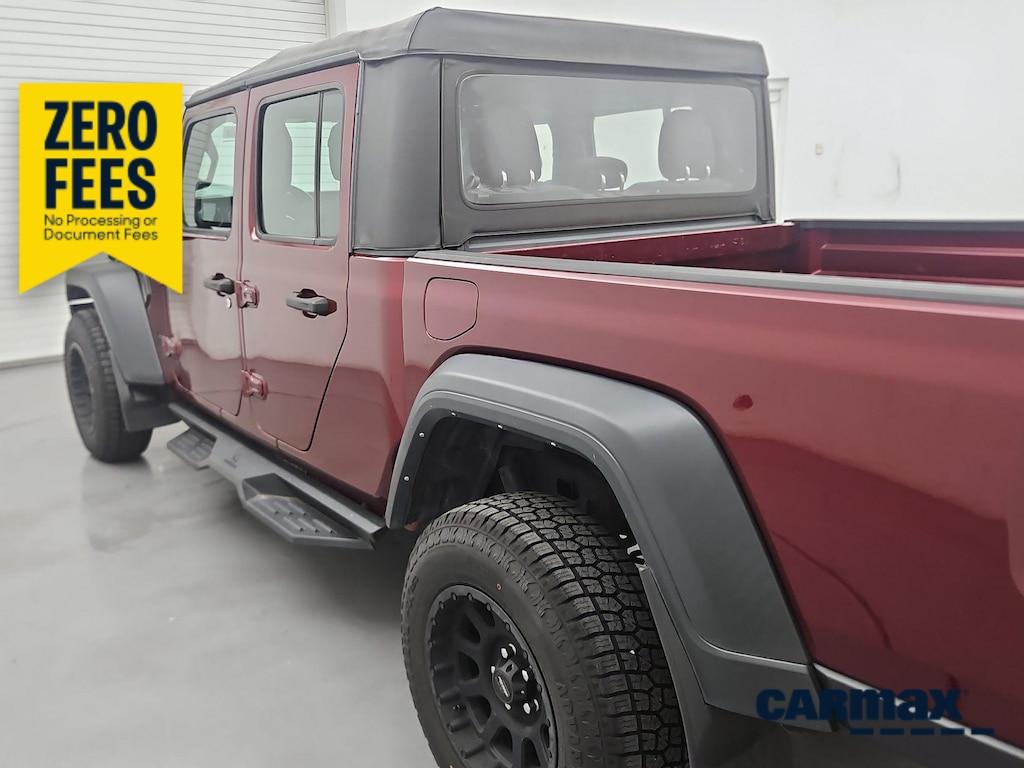 used 2021 Jeep Gladiator car, priced at $27,998
