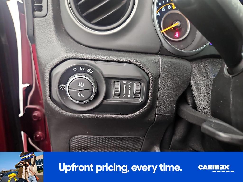 used 2021 Jeep Gladiator car, priced at $27,998