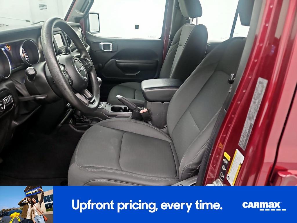used 2021 Jeep Gladiator car, priced at $27,998