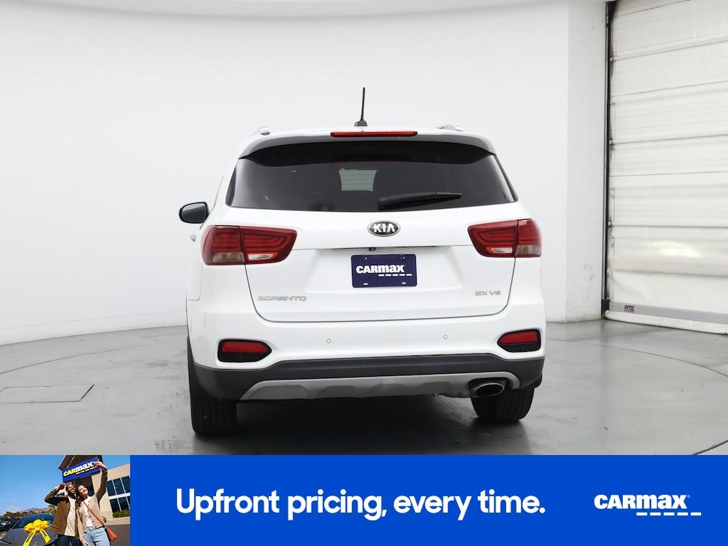 used 2019 Kia Sorento car, priced at $23,998