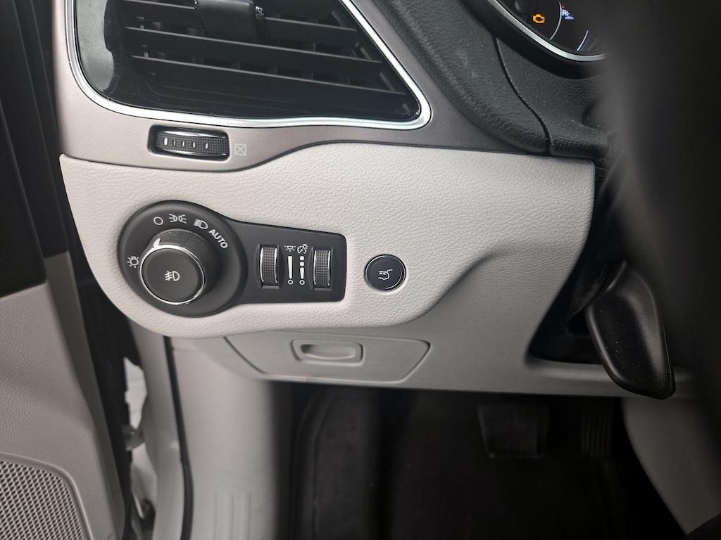 used 2019 Jeep Cherokee car, priced at $17,998