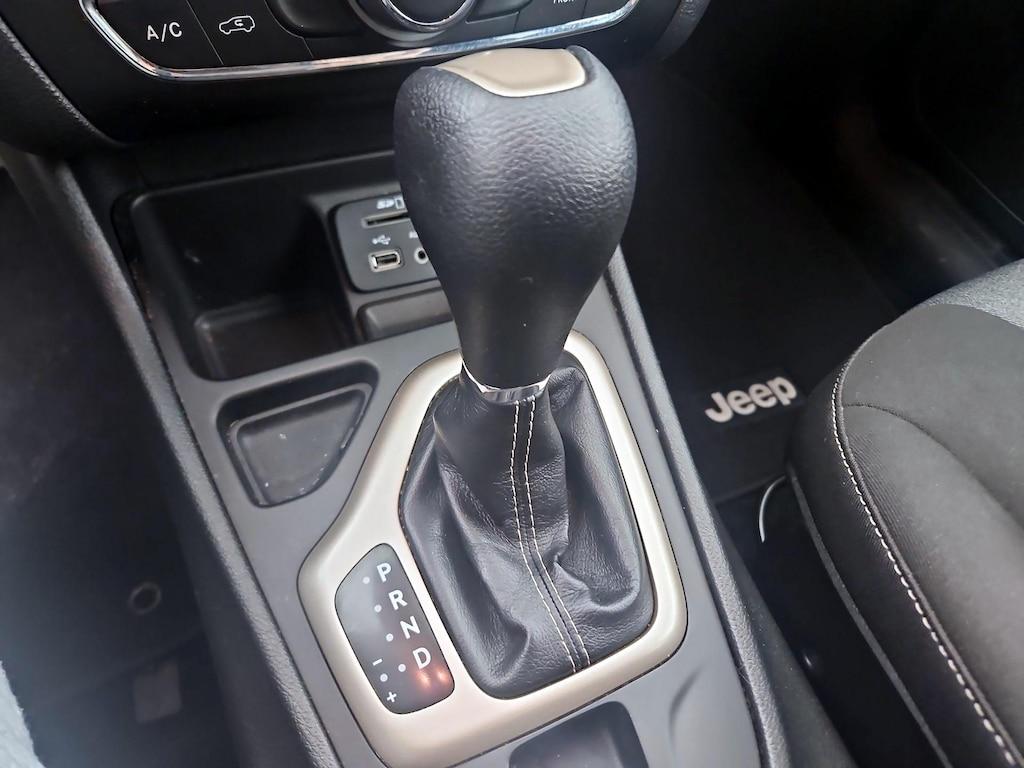 used 2014 Jeep Cherokee car, priced at $11,998