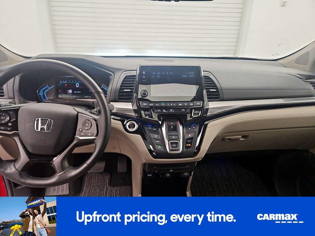 used 2024 Honda Odyssey car, priced at $44,998