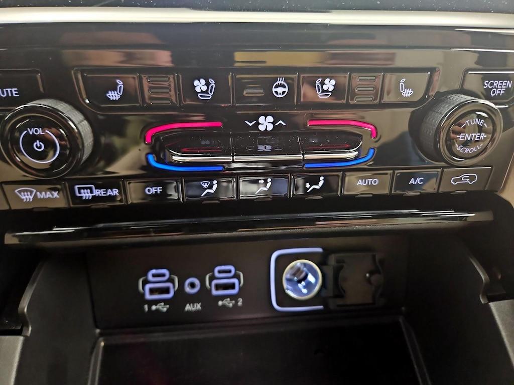 used 2023 Jeep Grand Cherokee car, priced at $35,998