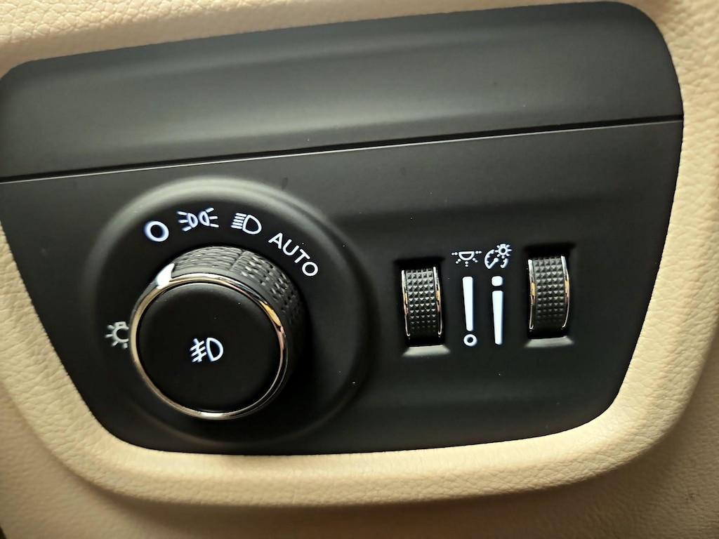 used 2023 Jeep Grand Cherokee car, priced at $35,998