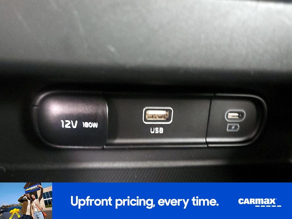 used 2026 Kia Seltos car, priced at $27,998