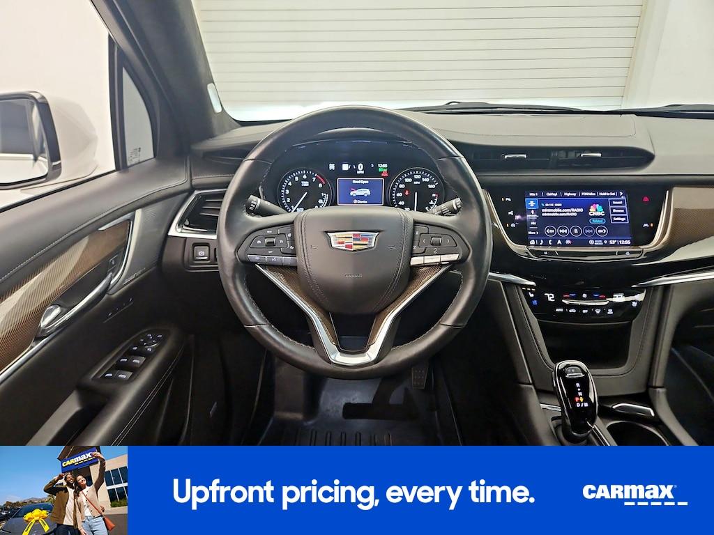 used 2023 Cadillac XT6 car, priced at $40,998