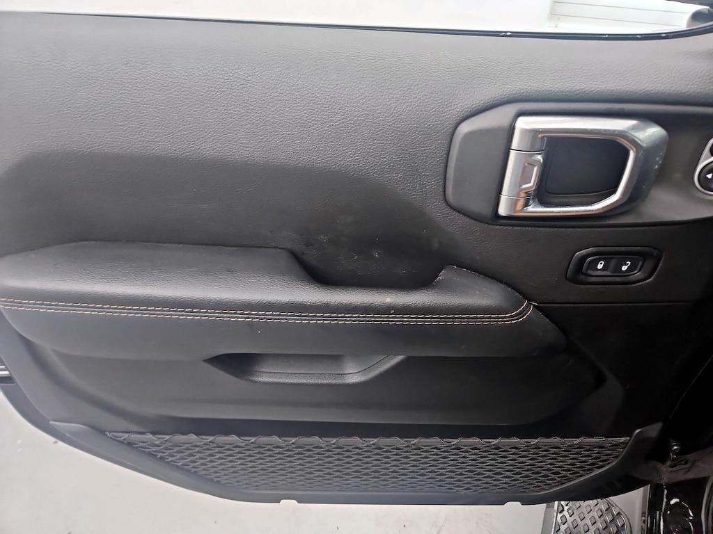 used 2021 Jeep Gladiator car, priced at $29,998