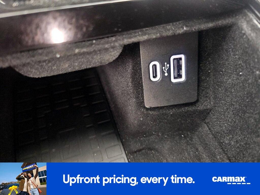 used 2022 Lincoln Nautilus car, priced at $38,998