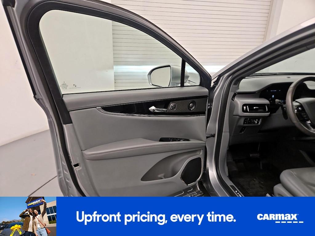 used 2022 Lincoln Nautilus car, priced at $38,998