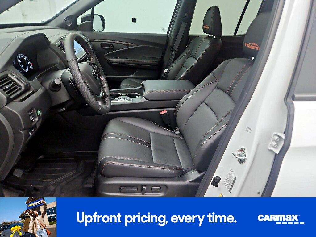 used 2025 Honda Ridgeline car, priced at $38,998