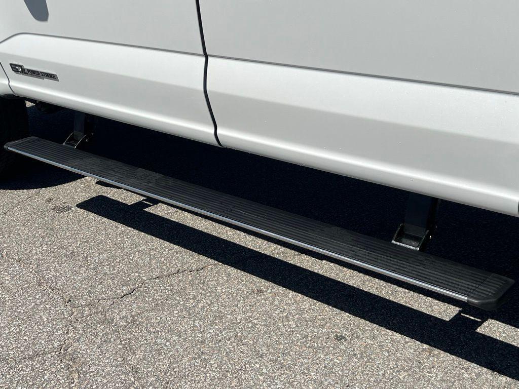 new 2025 Ford F-350 car, priced at $81,701