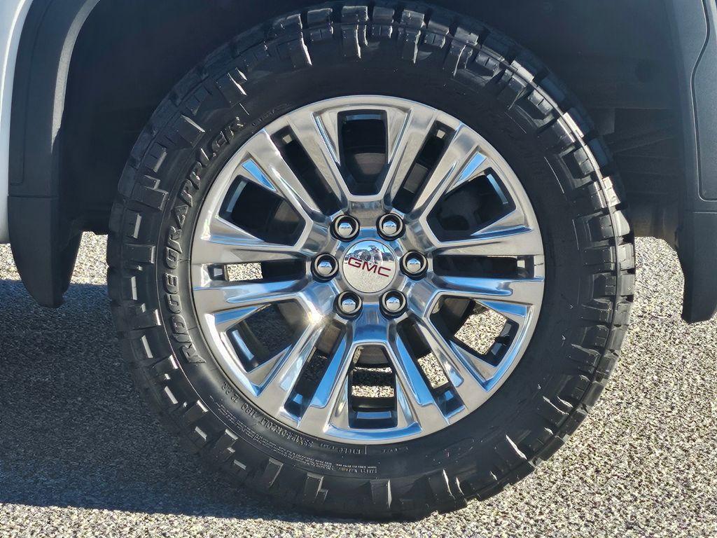 used 2022 GMC Sierra 1500 Limited car, priced at $37,848