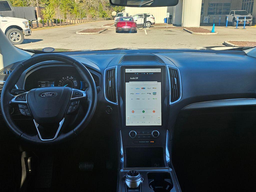 used 2024 Ford Edge car, priced at $24,678