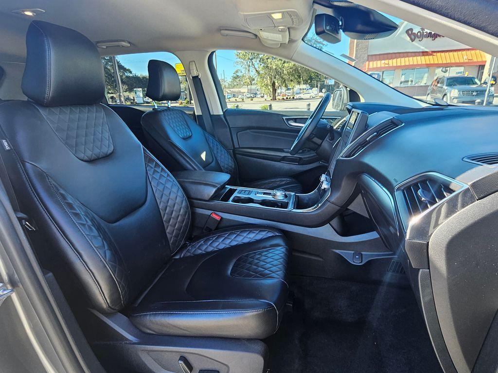 used 2024 Ford Edge car, priced at $24,678