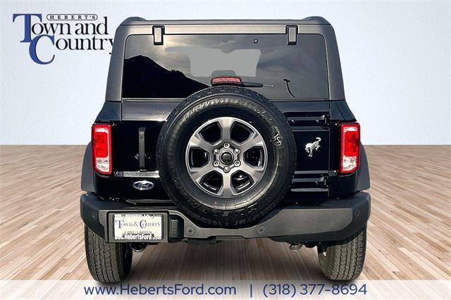 new 2025 Ford Bronco car, priced at $46,260