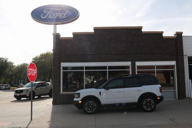 new 2025 Ford Bronco Sport car, priced at $40,765