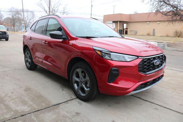 used 2024 Ford Escape car, priced at $25,995
