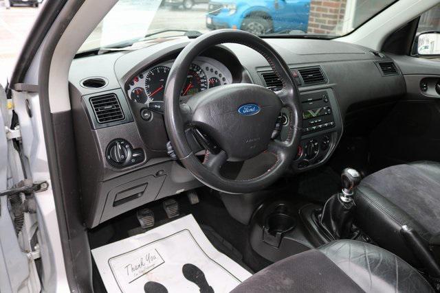 used 2007 Ford Focus car, priced at $3,995