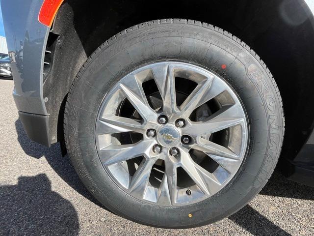 used 2023 Chevrolet Suburban car, priced at $43,638