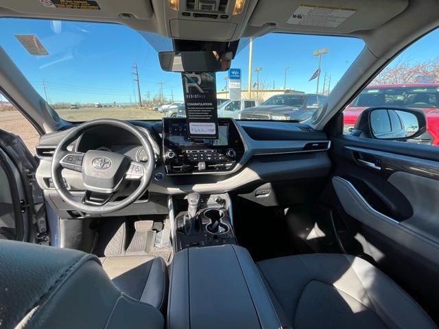 used 2022 Toyota Highlander Hybrid car, priced at $42,971