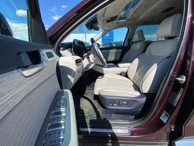 used 2024 Hyundai Palisade car, priced at $38,138